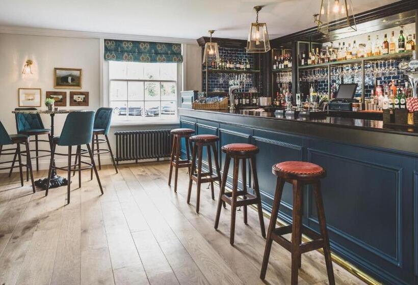 ホテル The Clive Arms