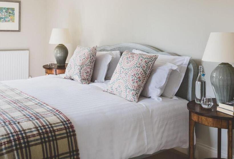 ホテル The Clive Arms