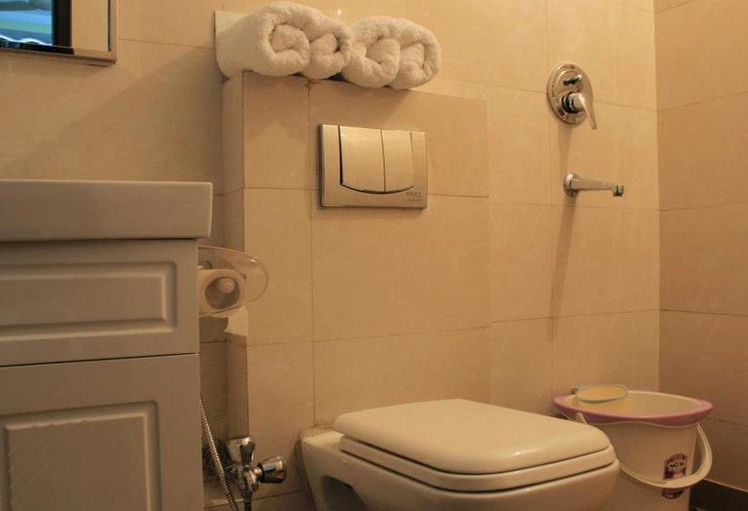 The Eden Hotel Near Okhla