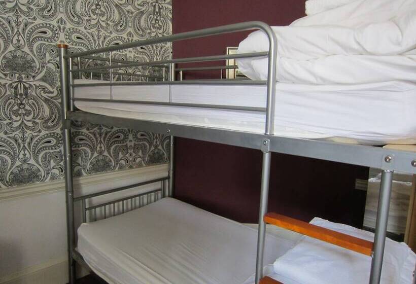 호텔 The Fort York