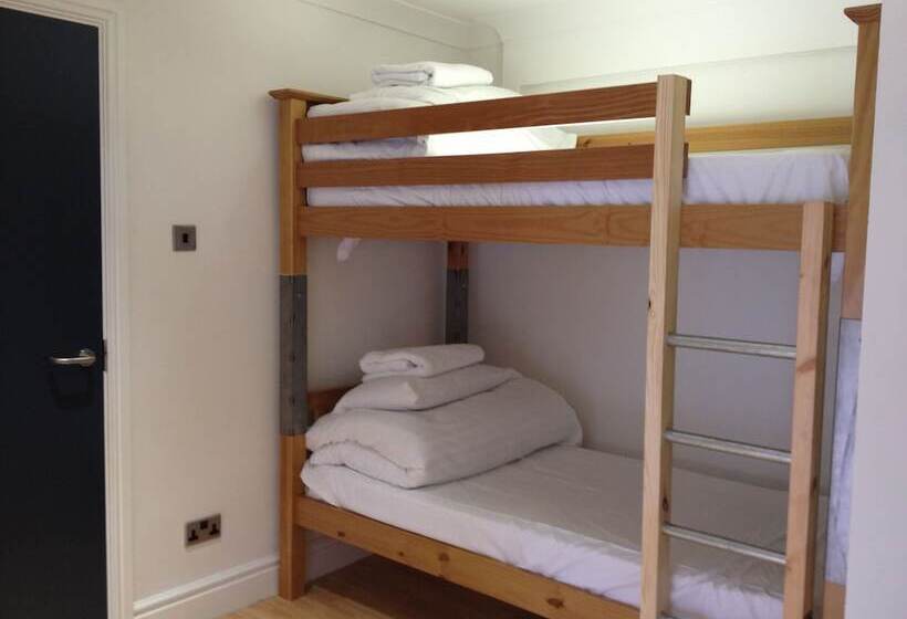 호텔 The Fort York