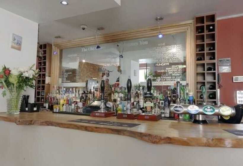 ホテル The Old Court