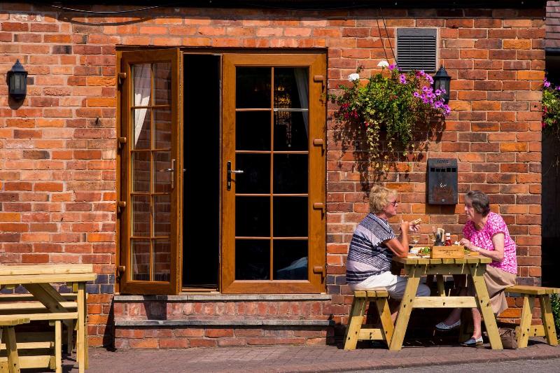 酒店 The Old Fourpenny