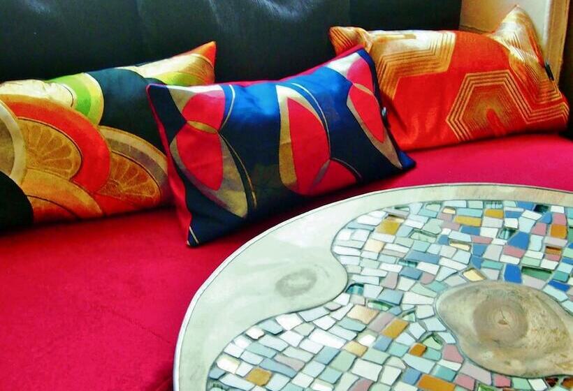 בית מלון כפרי The Oriental  Guest House