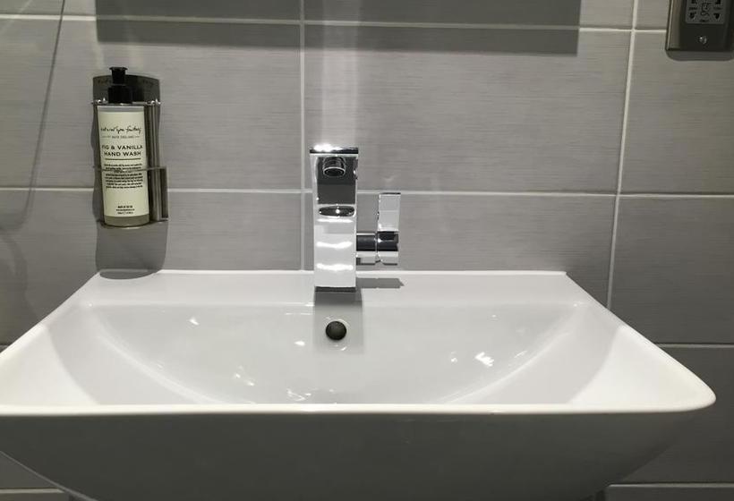 Отель The Oxford Townhouse