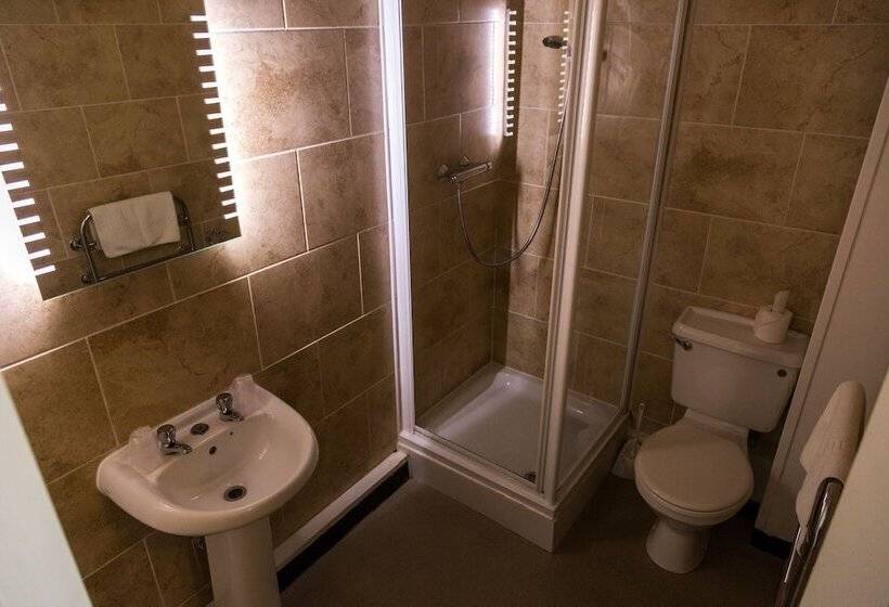 בית מלון כפרי The Resolution