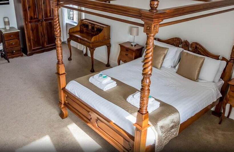 בית מלון כפרי The Resolution