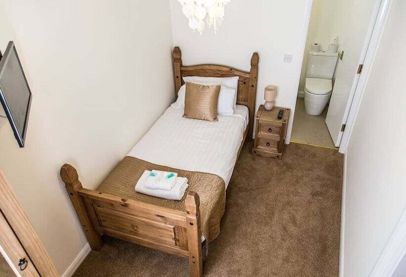 בית מלון כפרי The Resolution