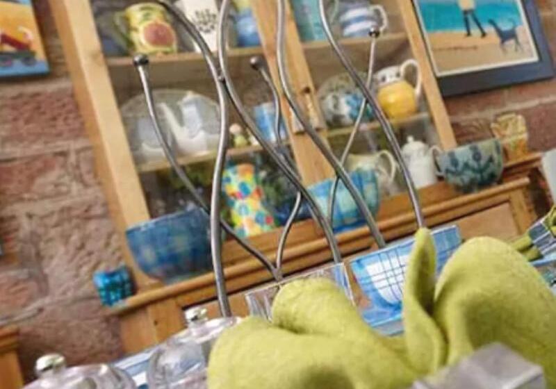 فندق Trafford Bank Guest House