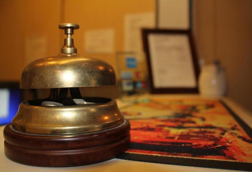 בית מלון כפרי Turistihovi