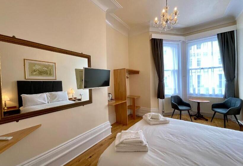 ホテル Vernon Guesthouse