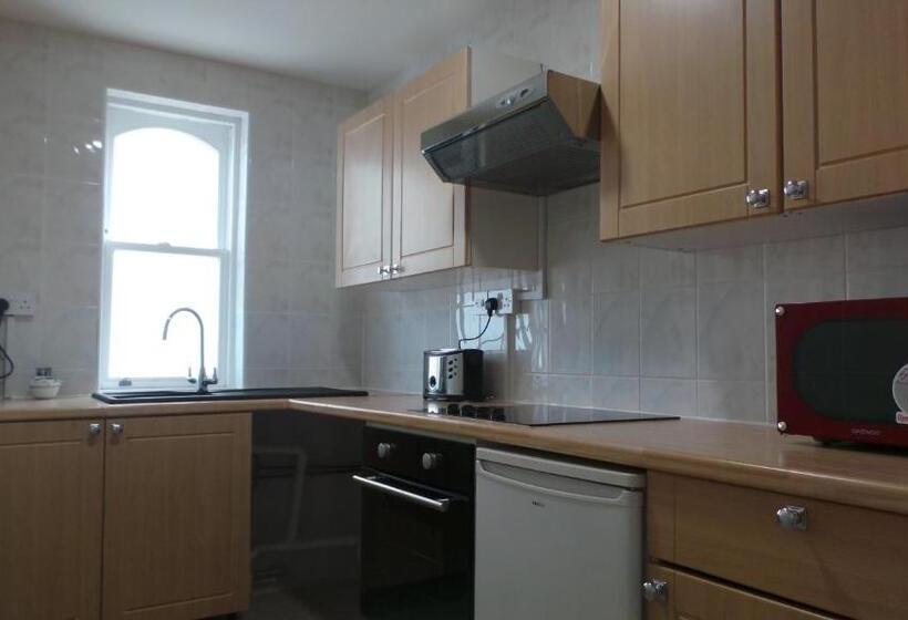 ホテル Vernon Guesthouse