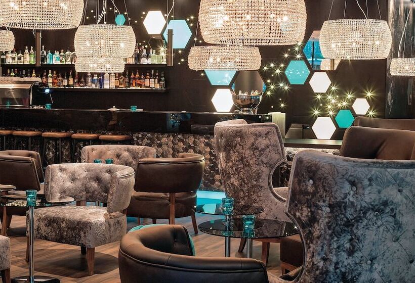 Motel One London Tower Hill