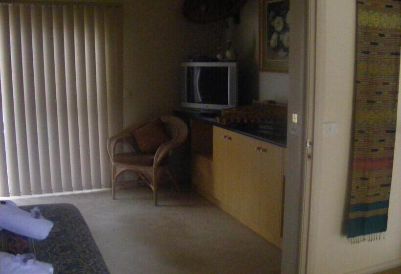Weeroona Bed And Breakfast