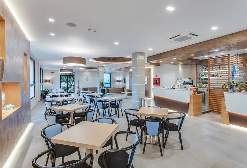 בית מלון כפרי Adriatico Family Village