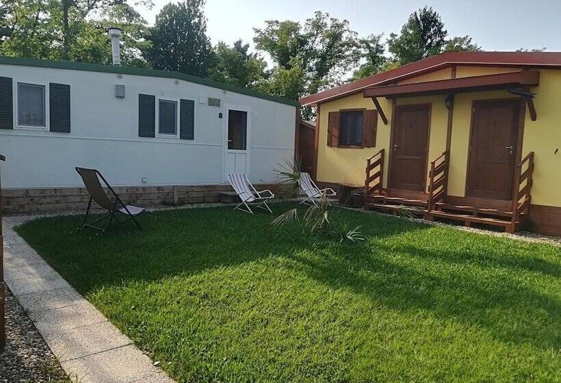 Отель Agri Village Pavia