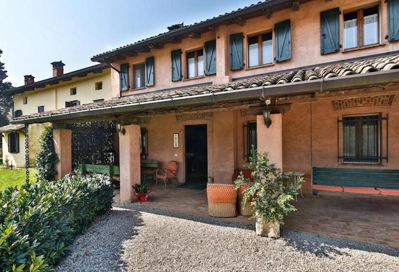 בית מלון כפרי Agriturismo Borg Da Ocjs