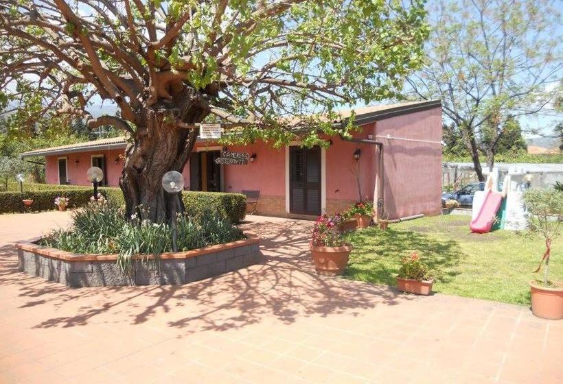 בית מלון כפרי Agriturismo Il Pozzo Antico