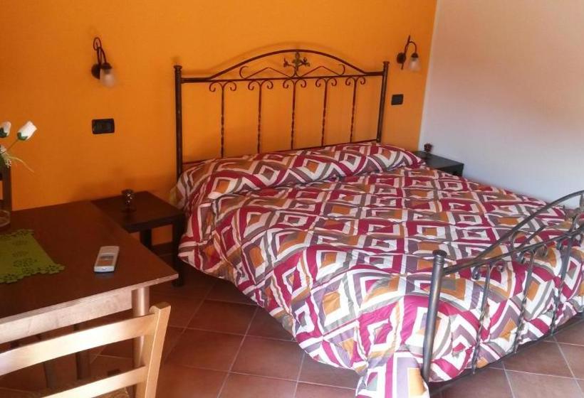 בית מלון כפרי Agriturismo Il Pozzo Antico