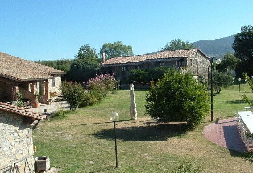 Отель Agriturismo Le Casette