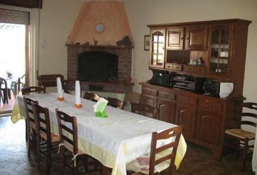 Отель Airport Torre Clementina Inn