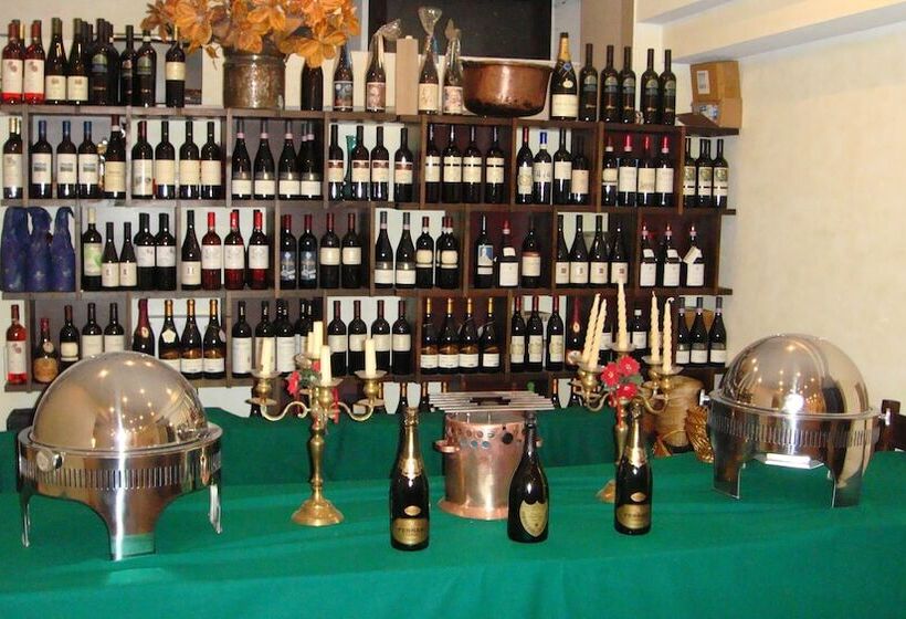 호텔 Albergo Corona