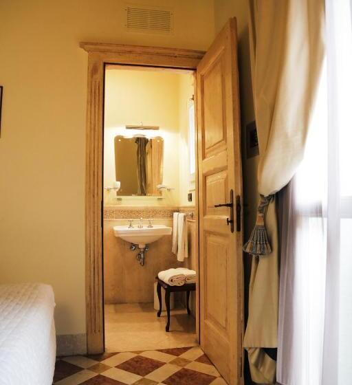 Hotel Albergo Delle Drapperie