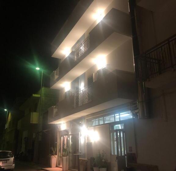 酒店 Albergo Piazza Risorgimento