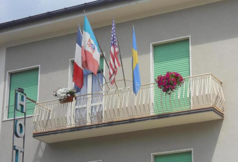 בית מלון כפרי Albergo Ristorante Belvedere