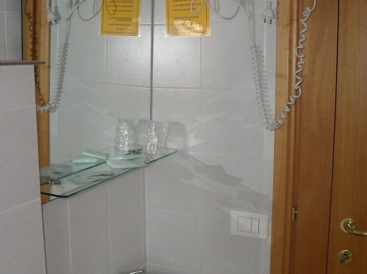 호텔 Albergo Ristorante Olimpia