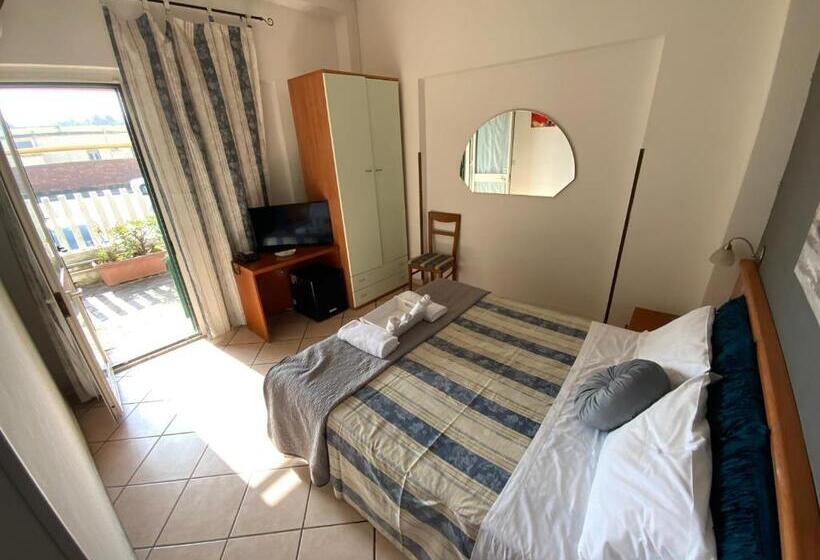 Отель Albergo Villa Marina