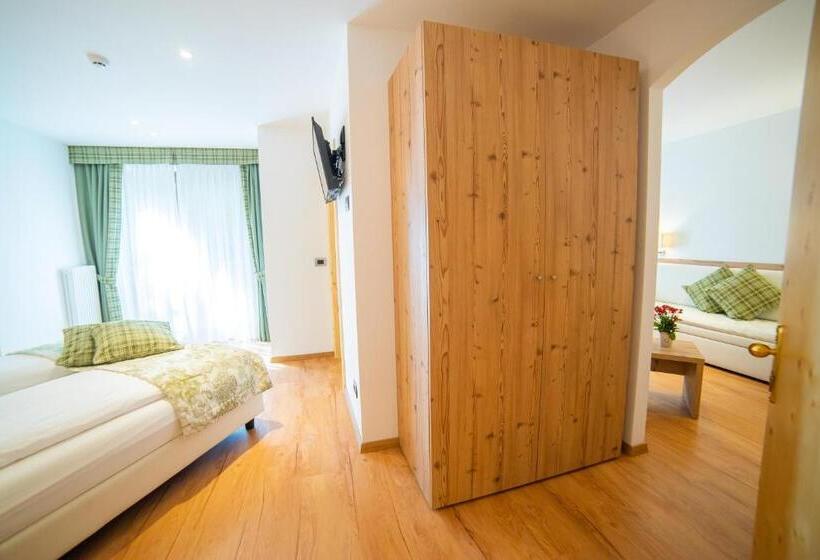 בית מלון כפרי Almazzago