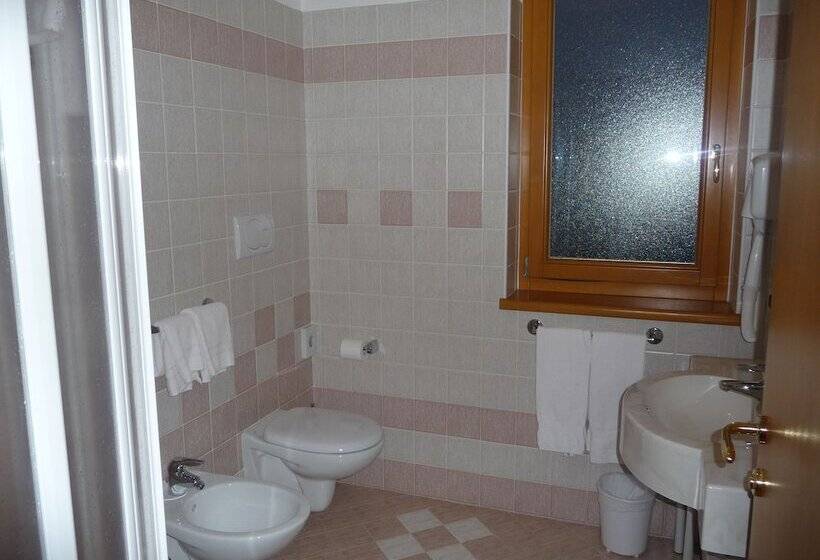 בית מלון כפרי Almazzago