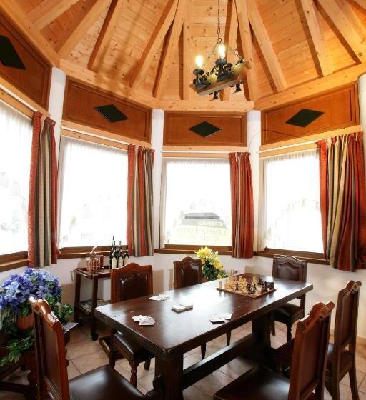 בית מלון כפרי Alpen