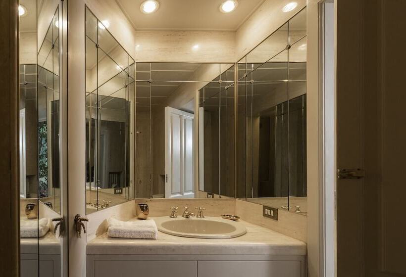 هتل Antica Villa La Viola