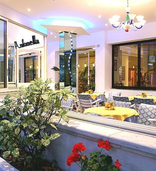 هتل Antonella & Mael