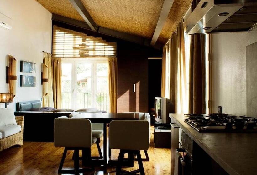 בית מלון כפרי Assia Spa