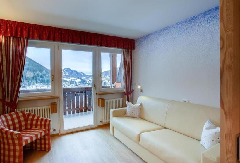 Отель Astor Suites B&b