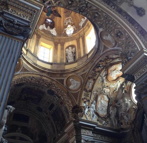 בית מלון כפרי Astoria