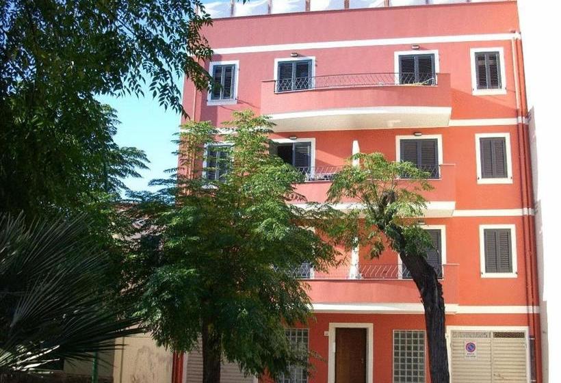 هتل Aurasol Appartamenti