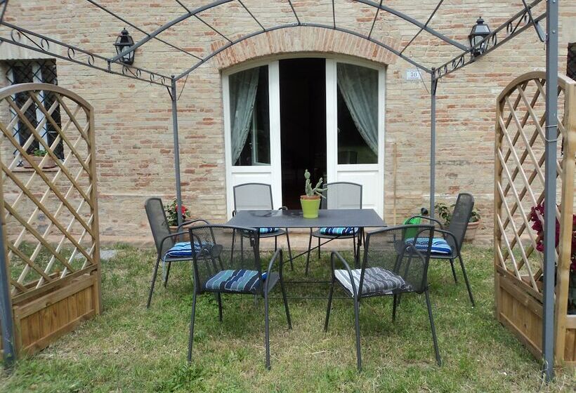 Отель B E B San Valentino