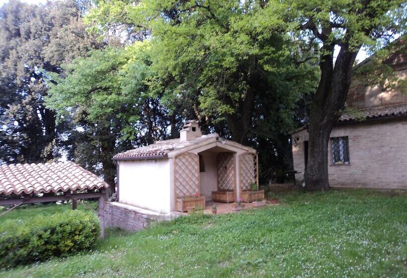 Отель B E B San Valentino