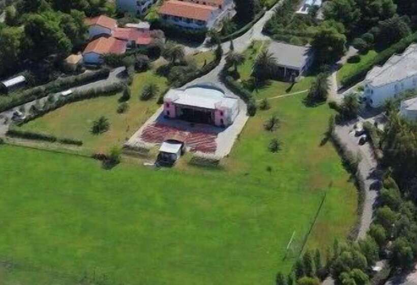 فندق Bagamoyo Resort