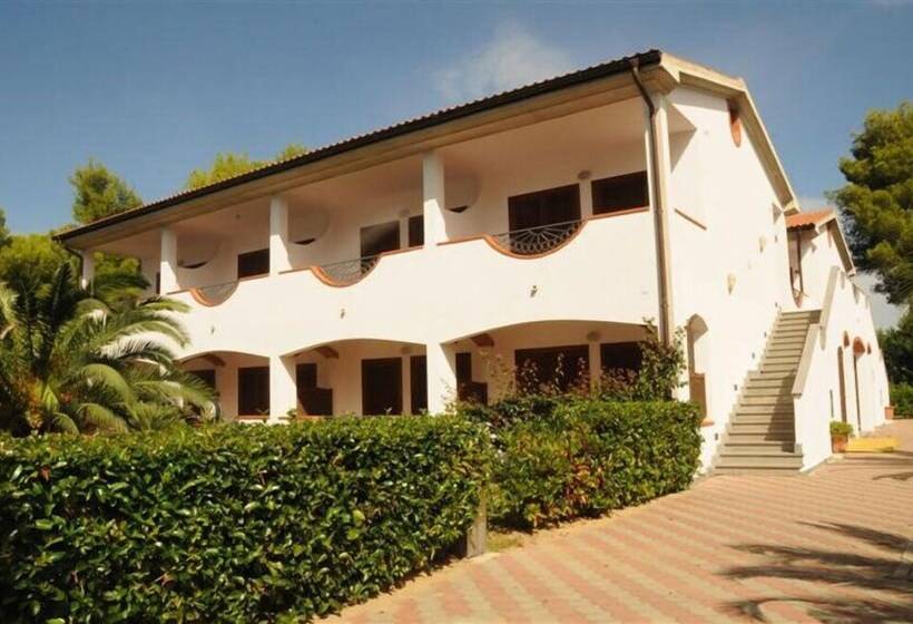 בית מלון כפרי Bagamoyo Resort