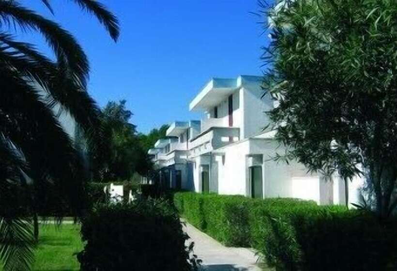 فندق Bagamoyo Resort