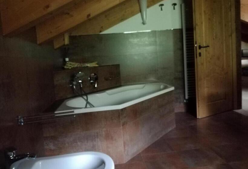 هتل Bait De Angial