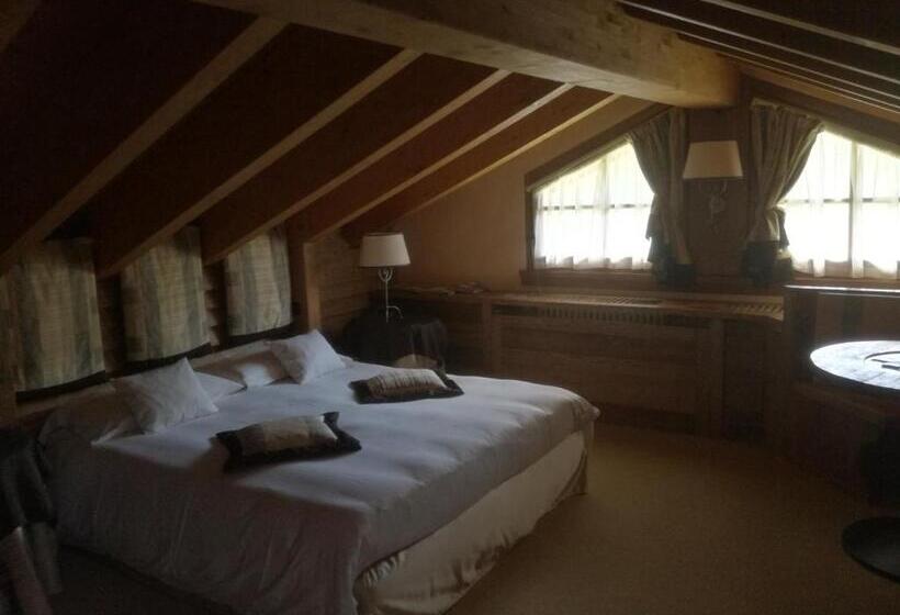 هتل Bait De Angial