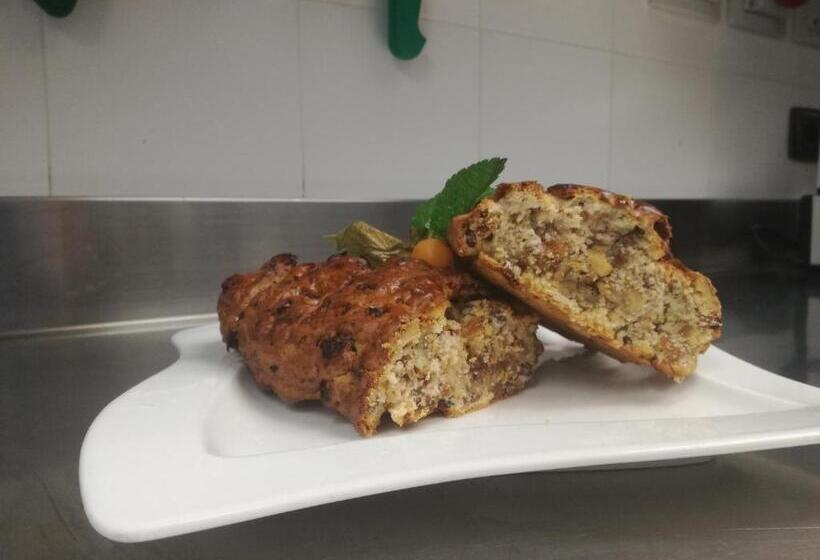 هتل Bait De Angial