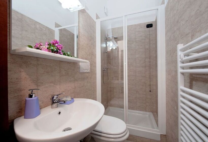 酒店 B&b La Casetta Ladispoli