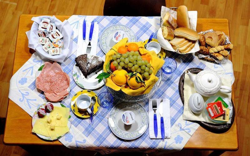 Отель B&b Le Casette Di Lu